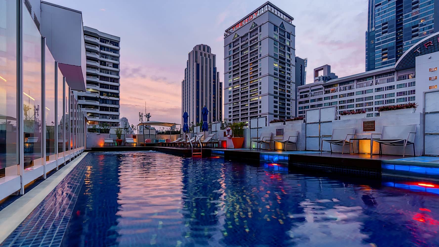 Night Hotel Bangkok - Sukhumvit 15