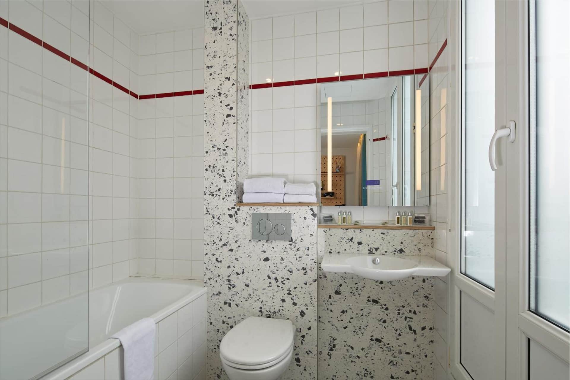 Hôtel Locomo - Gare de Lyon Bastille