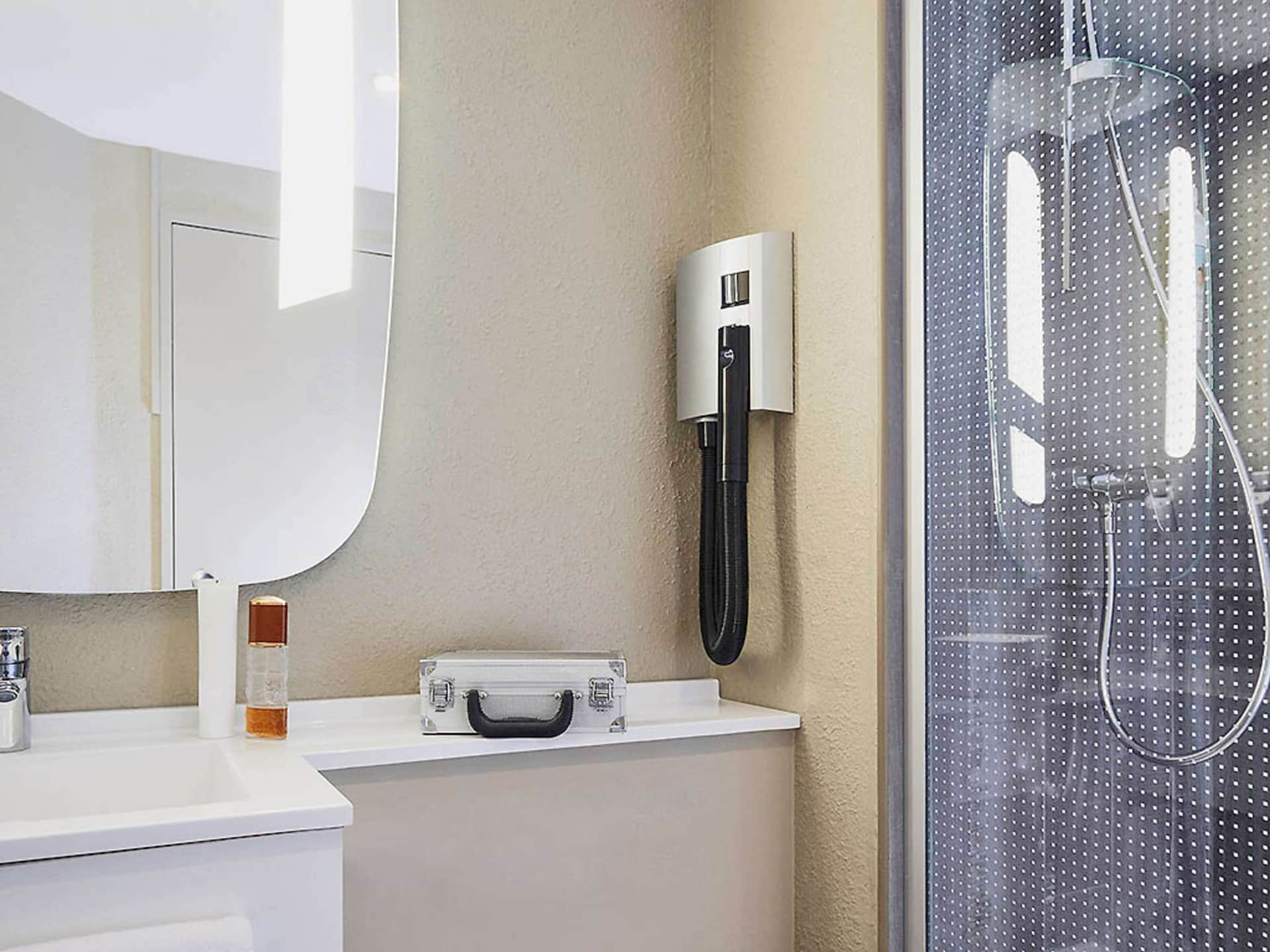 ibis Toulon La-Seyne