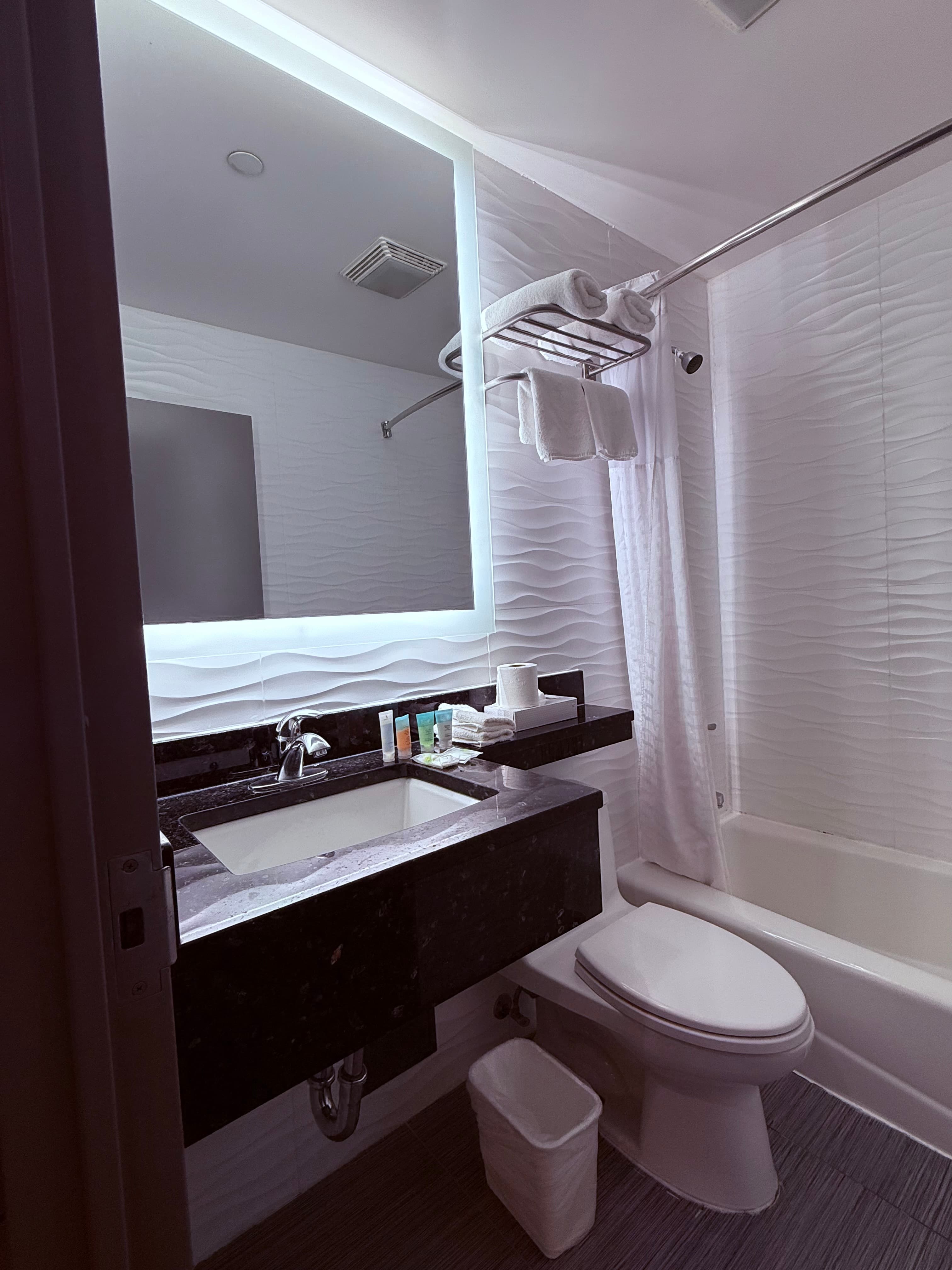 Umbrella Hotel Bronx