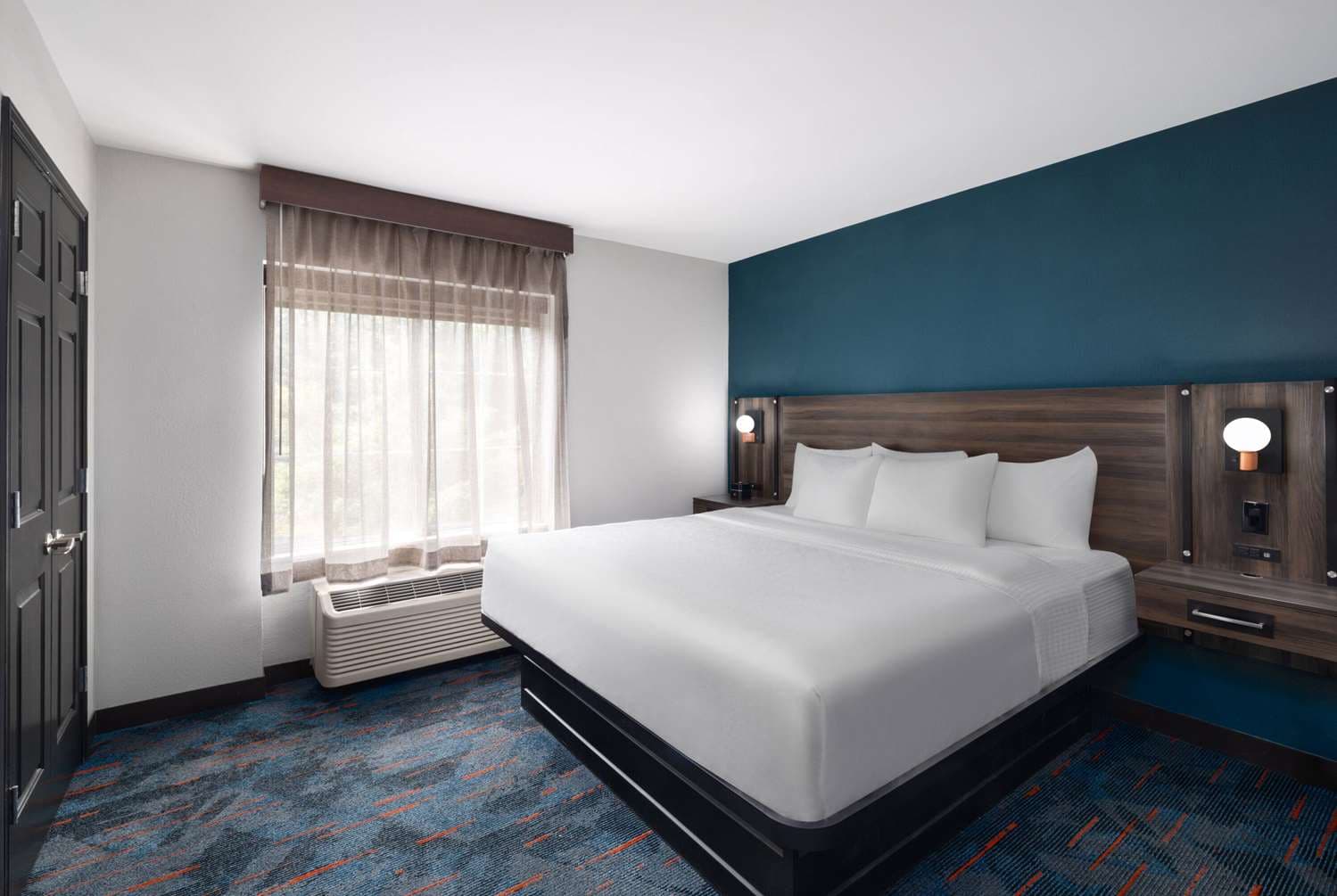 La Quinta Inn & Suites by Wyndham Greensboro NC