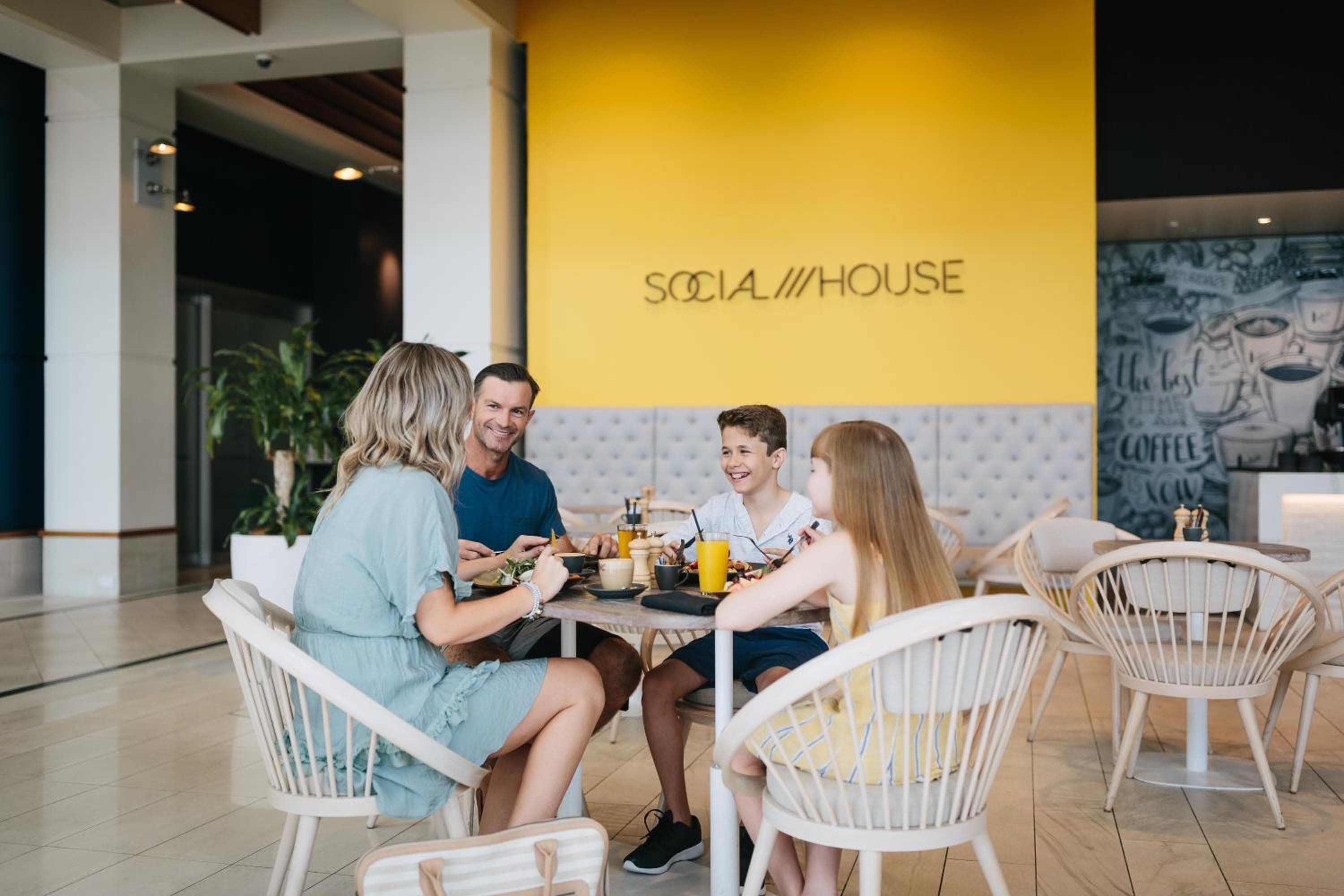 voco Gold Coast by IHG