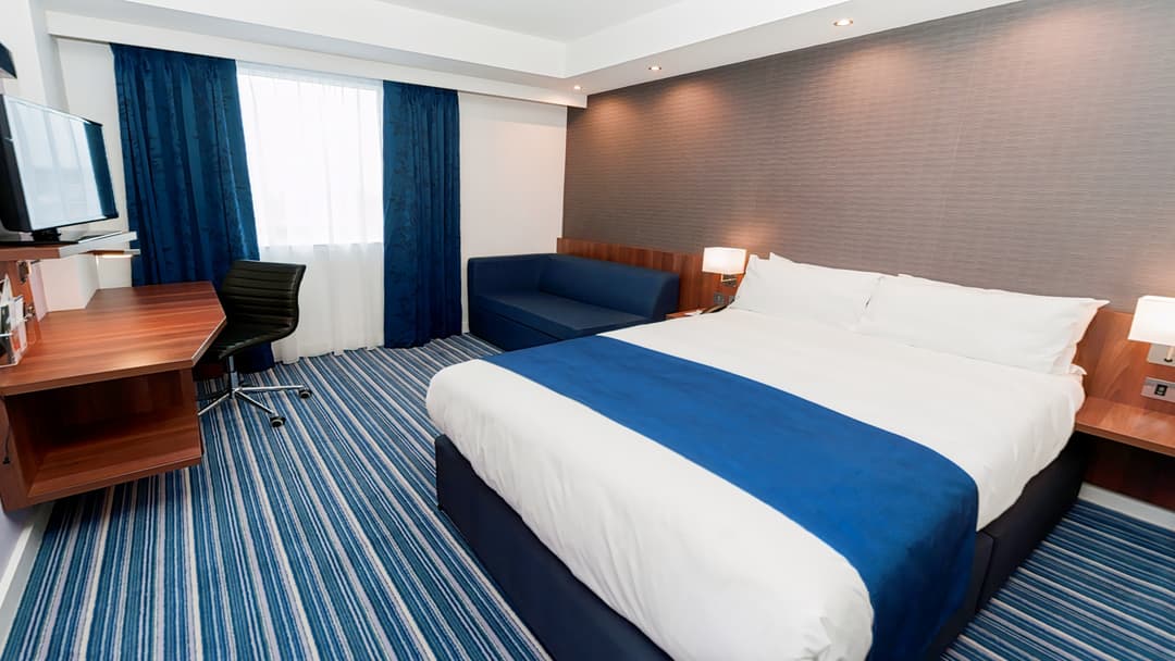 Holiday Inn Express Aberdeen Airport