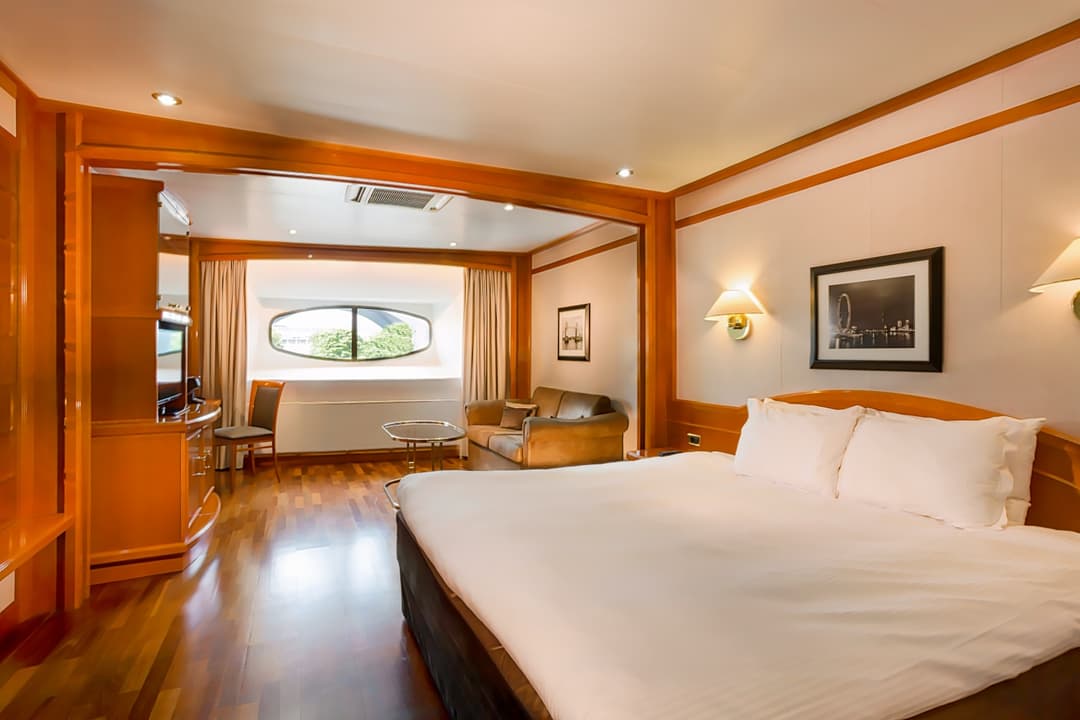 Sunborn London Yacht Hotel