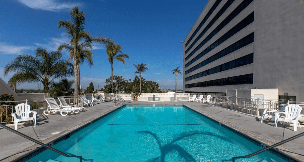 LA Crystal Hotel and Casino