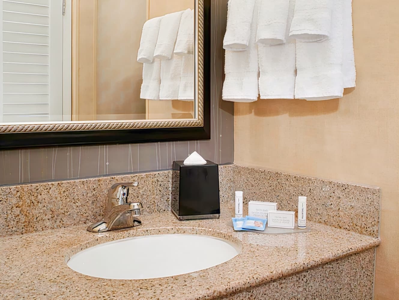 Courtyard Lexington North