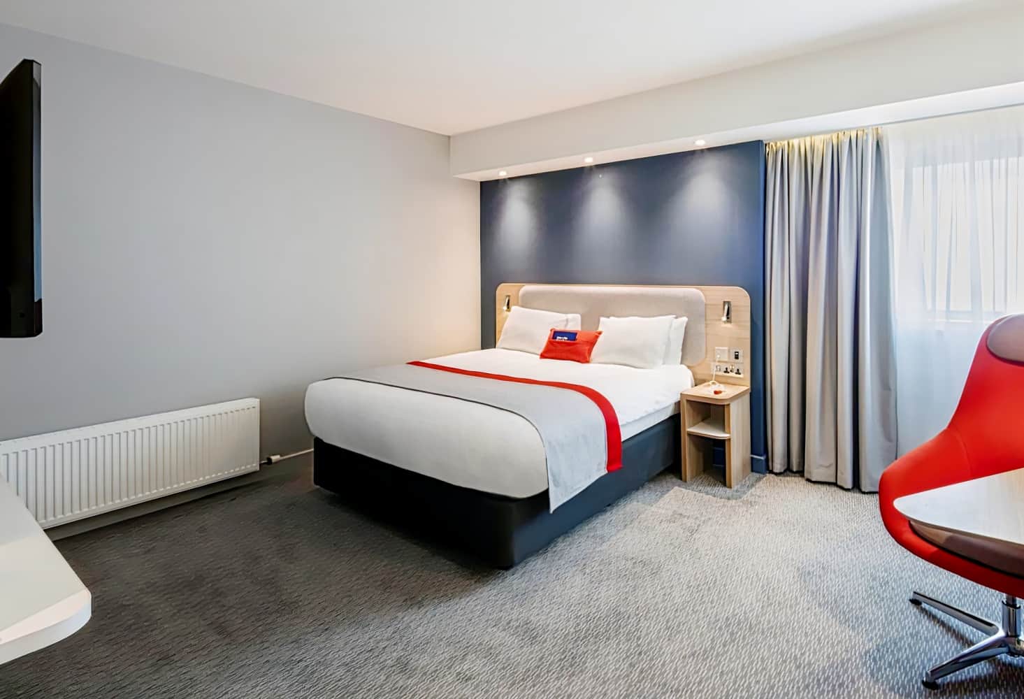 Holiday Inn Express Belfast City