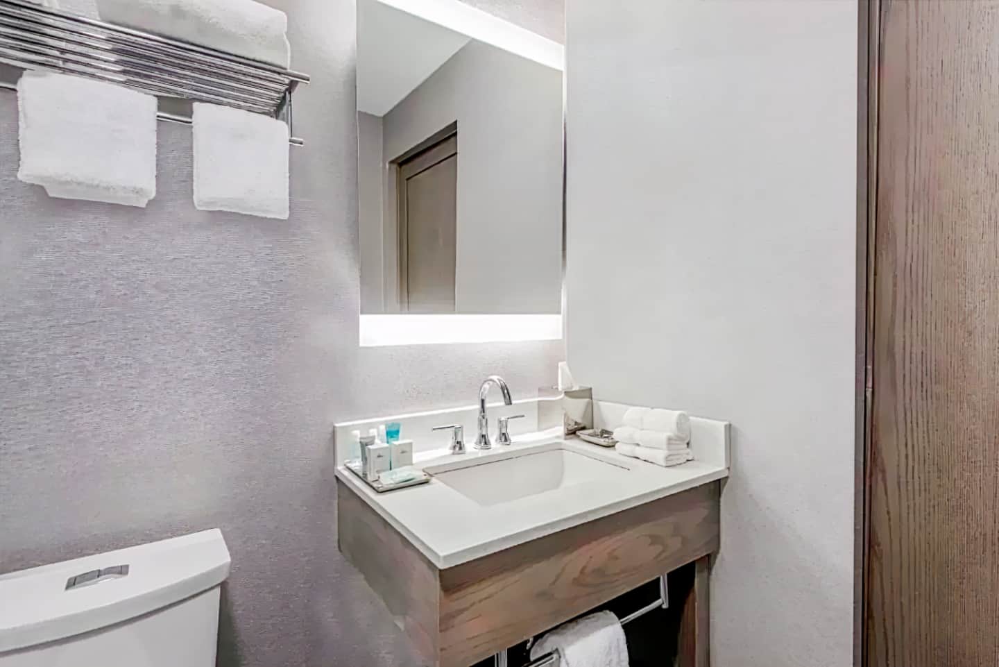 Wyndham Garden LaGuardia South