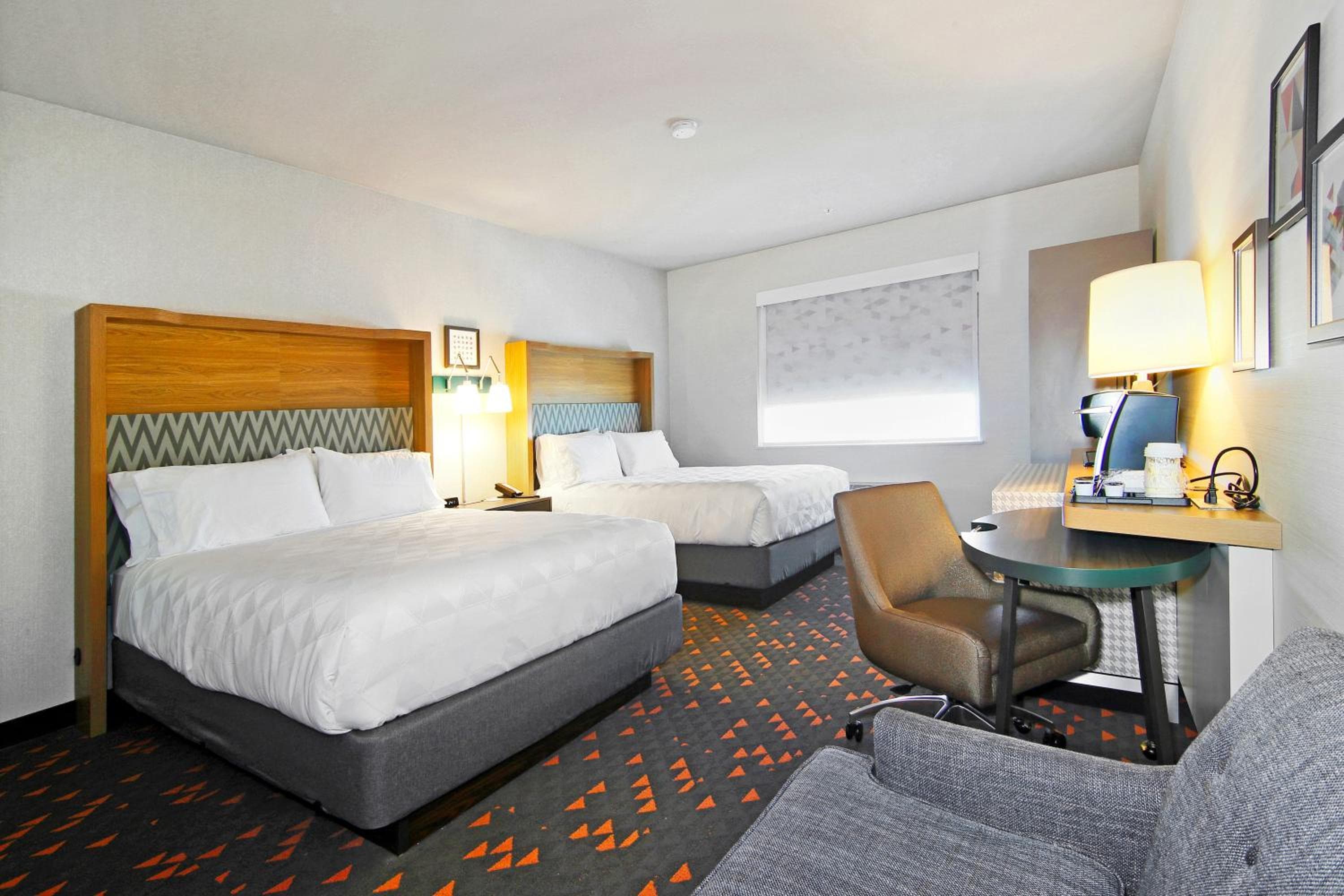 Holiday Inn & Suites Calgary Airport North by IHG