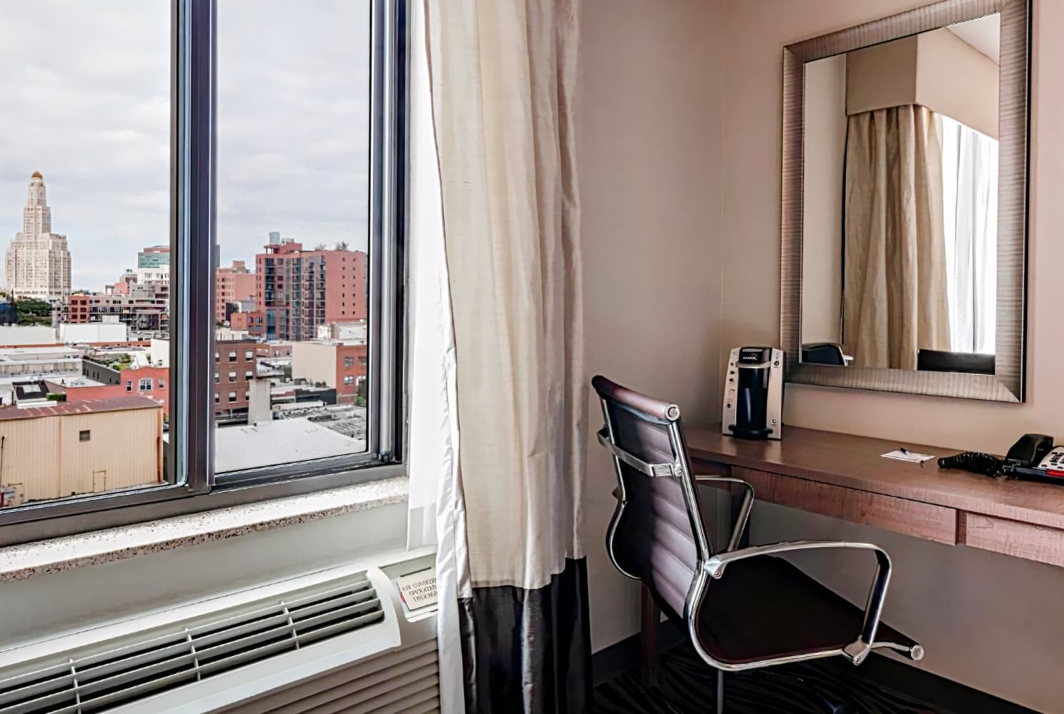 Holiday Inn Express New York-Brooklyn