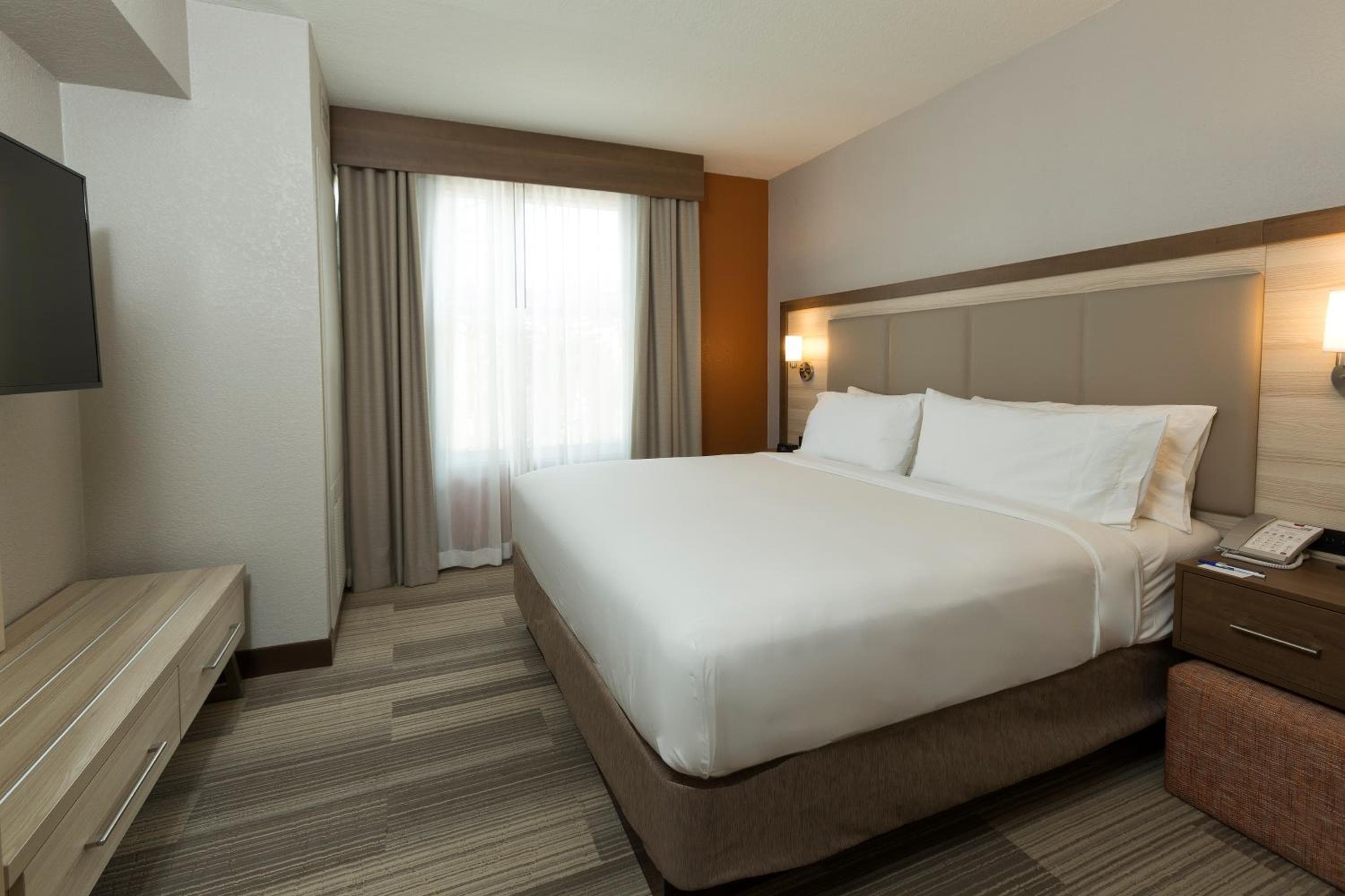 Holiday Inn Express & Suites S Lake Buena Vista by IHG