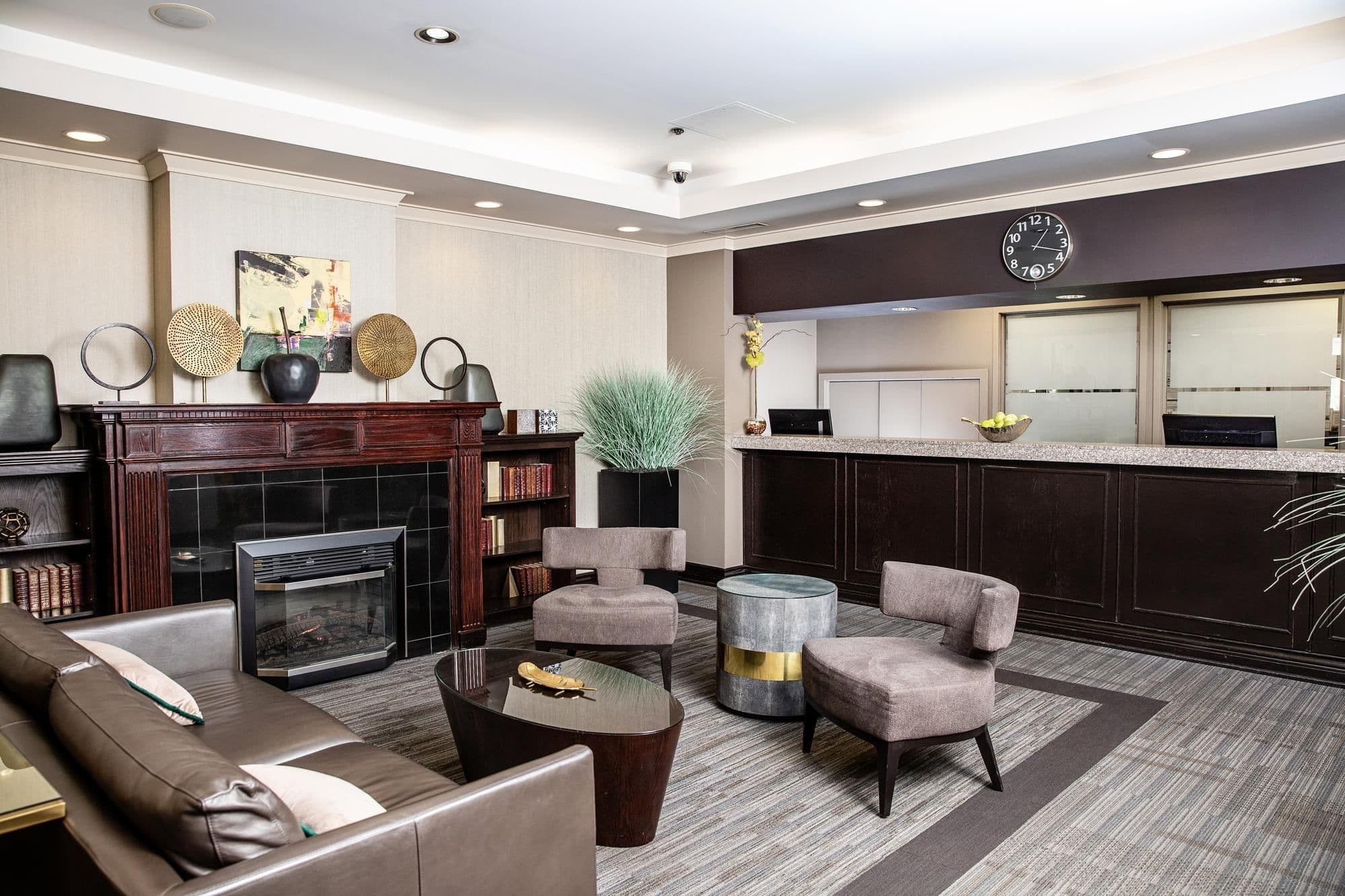 Campus Tower Suite Hotel