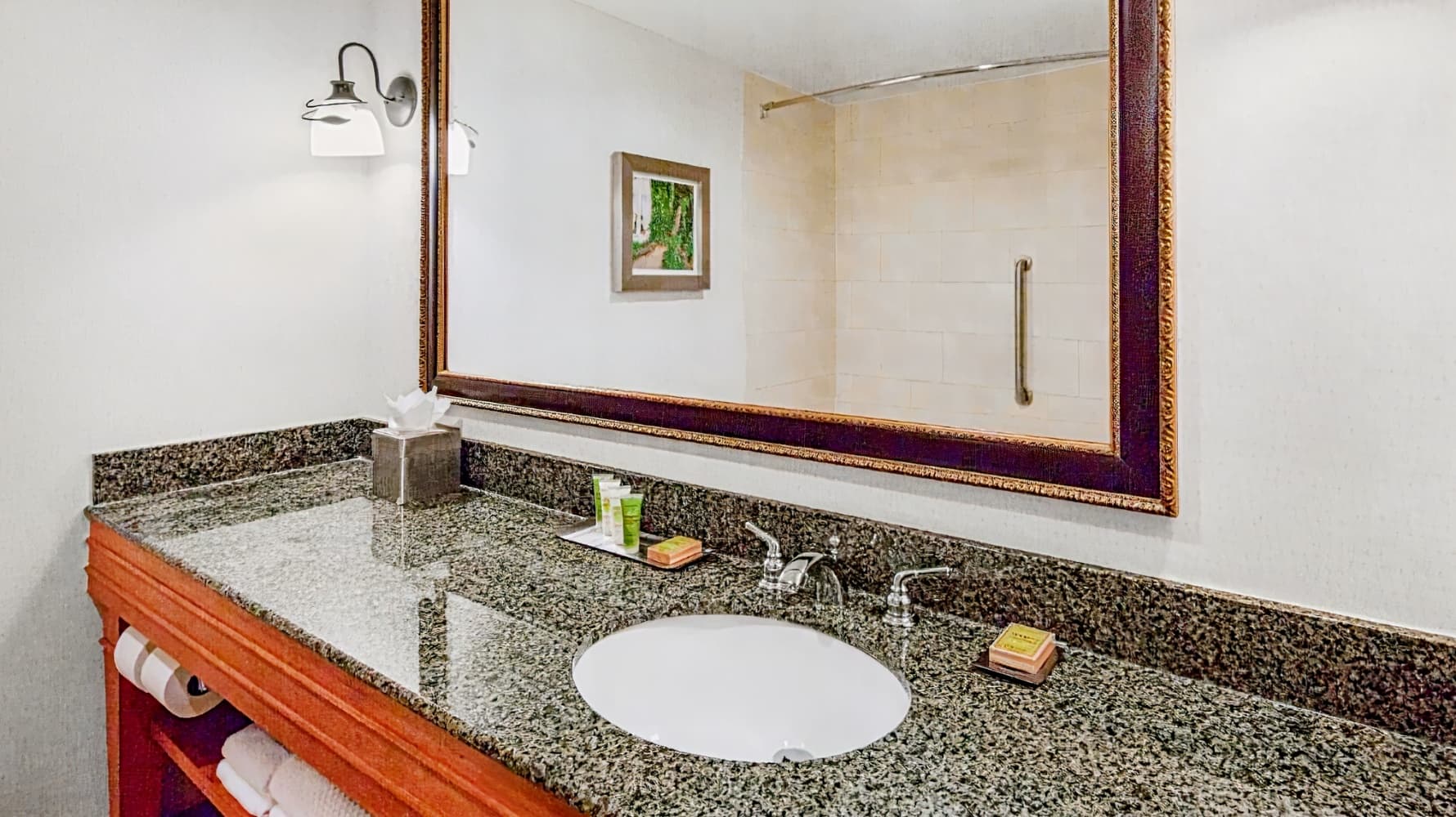 DoubleTree by Hilton Hotel Raleigh-Durham Airport at Research Triangle Park