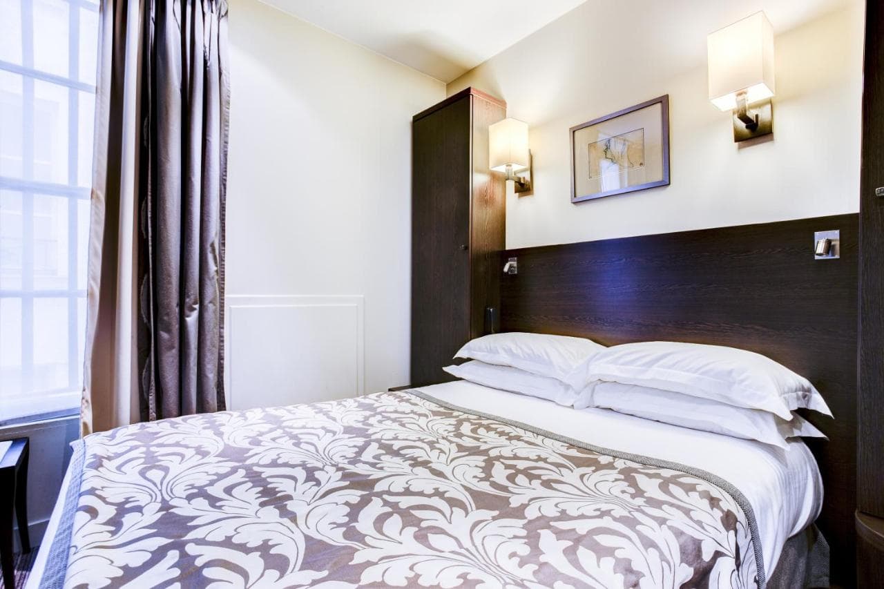 Hôtel Paris Louvre Opéra