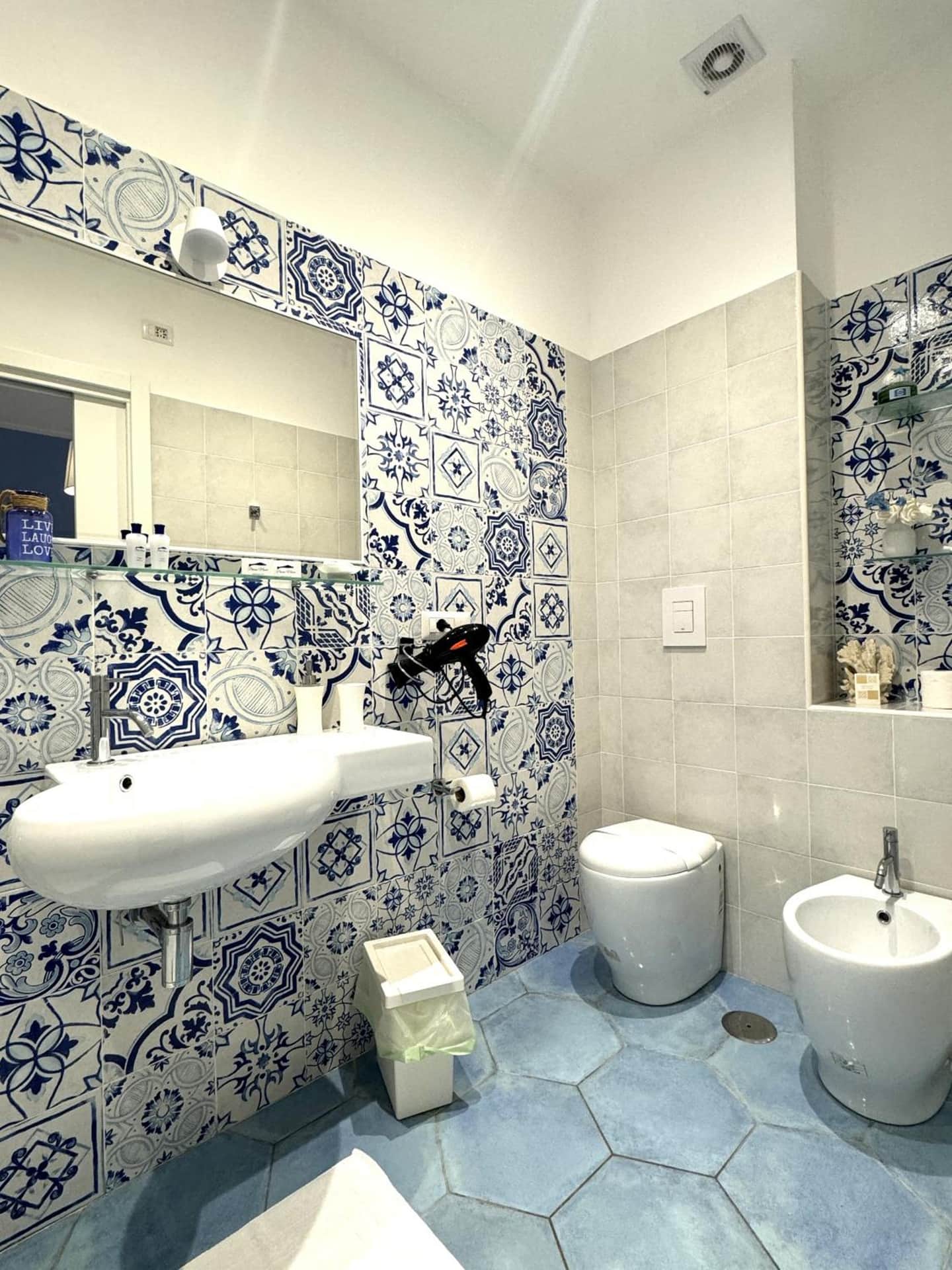 Pharus Miseni Suites and rooms