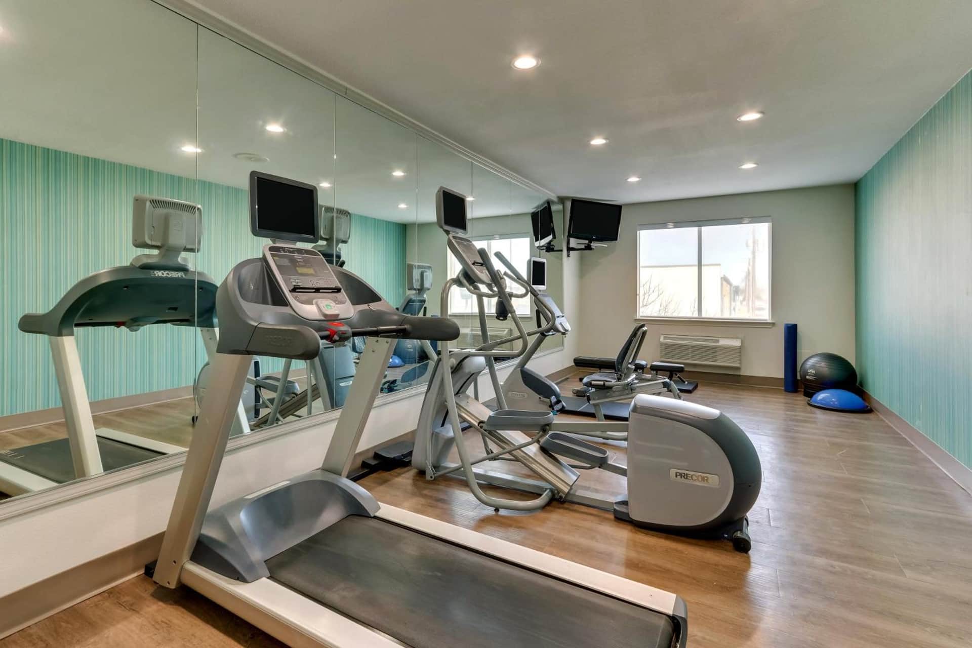 Holiday Inn Express Lake Worth NW Loop 820 by IHG