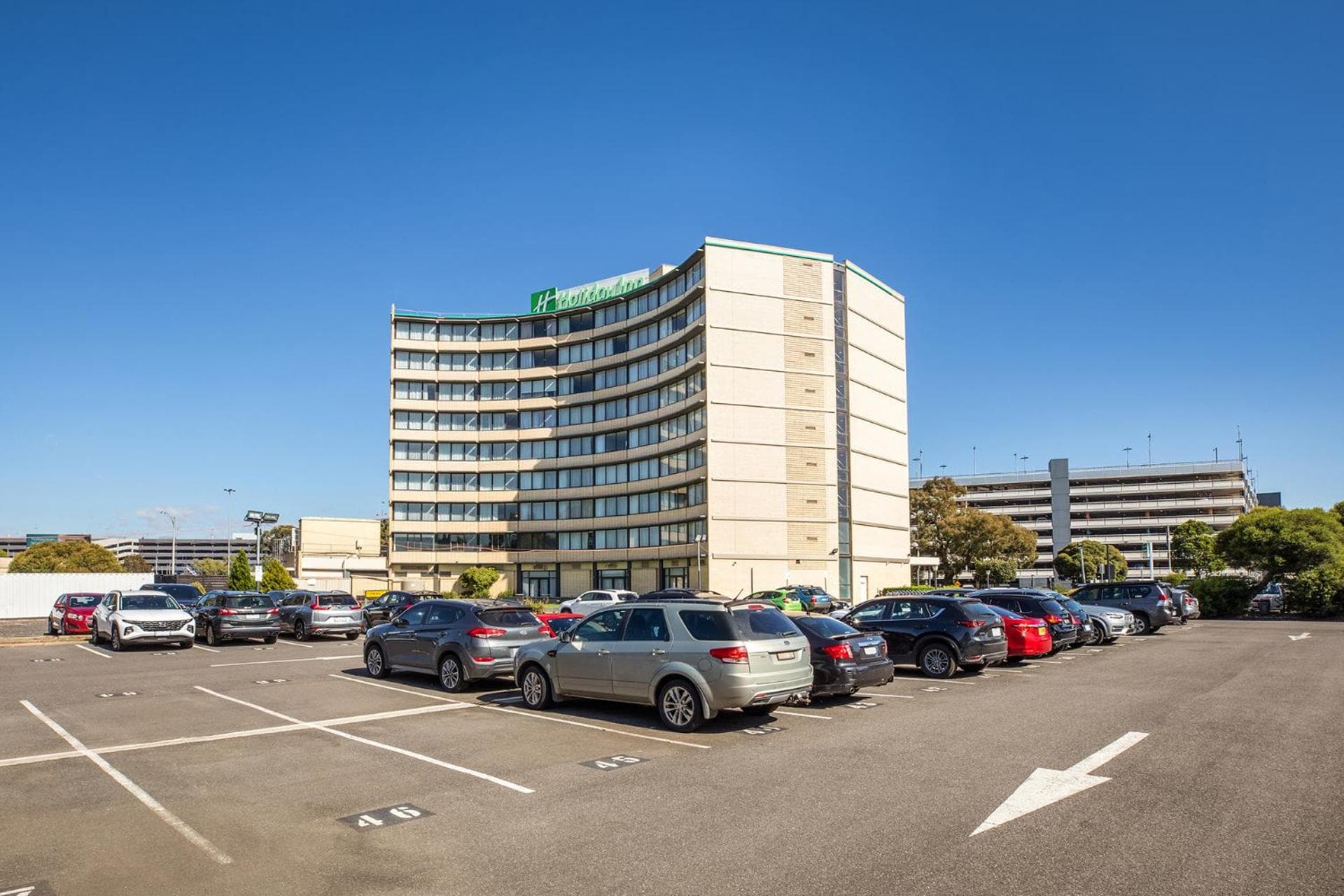 Holiday Inn Melbourne Airport by IHG