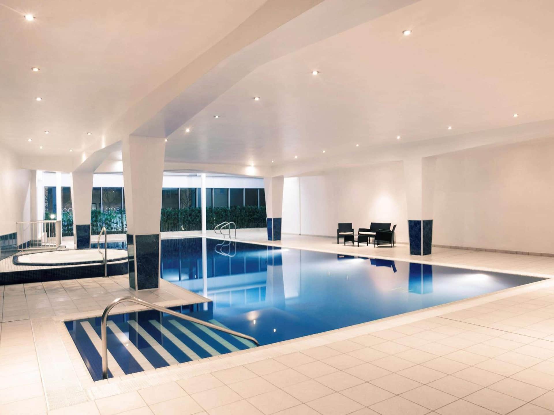 Holland House Hotel Cardiff By Sunday