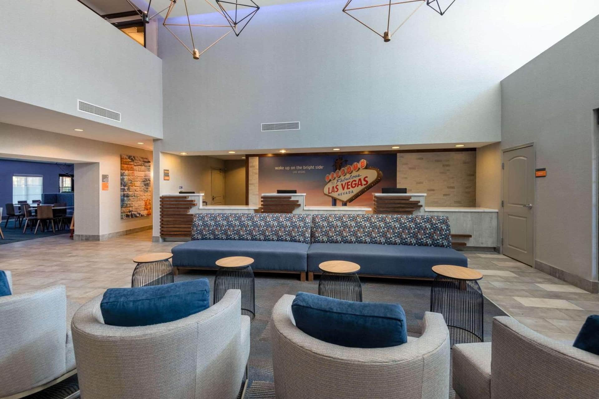 La Quinta Inn & Suites by Wyndham Las Vegas Airport South