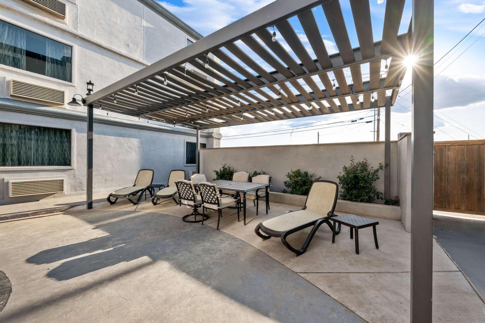 SureStay Plus Hotel by Best Western Lubbock Medical Center