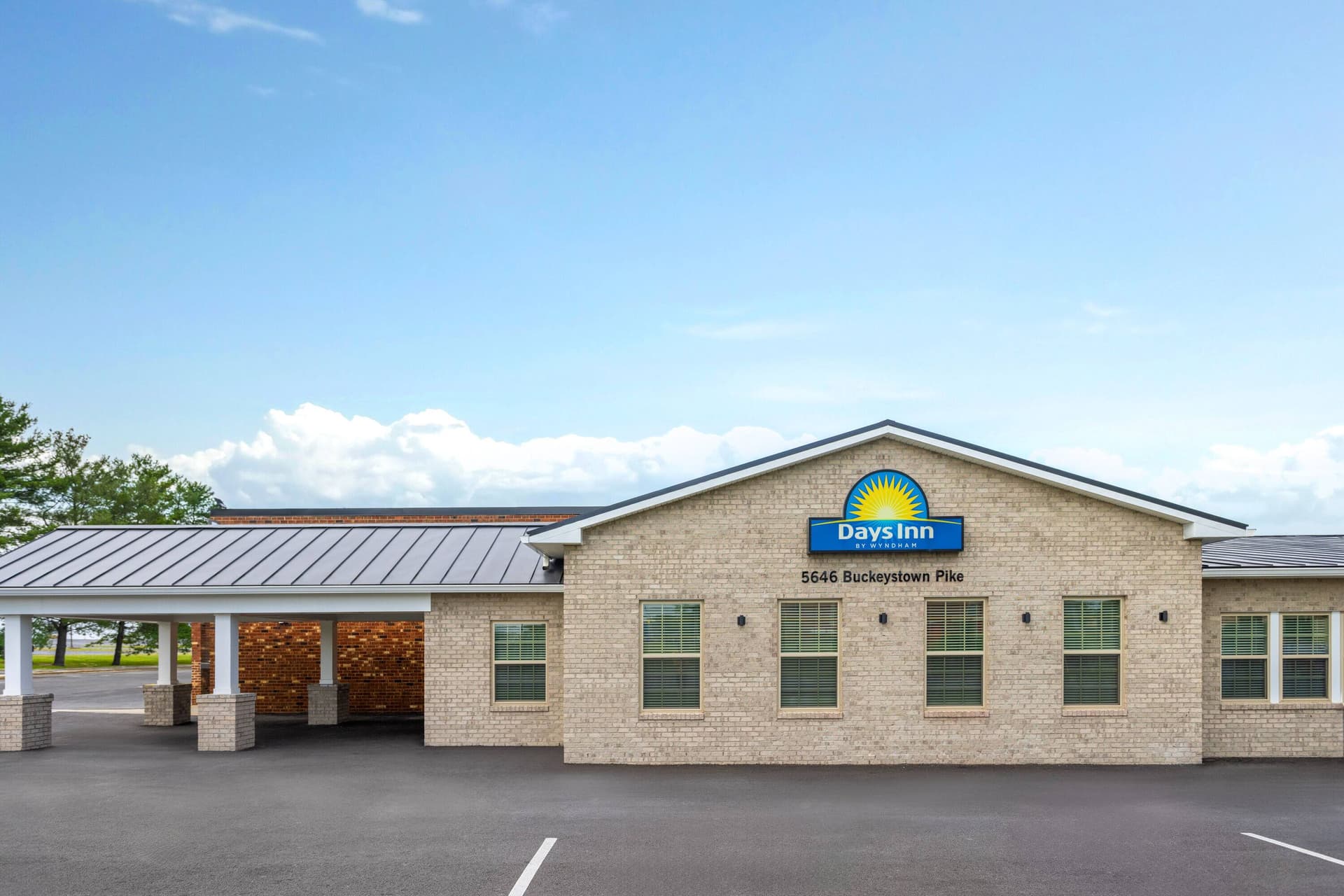 Days Inn by Wyndham Frederick