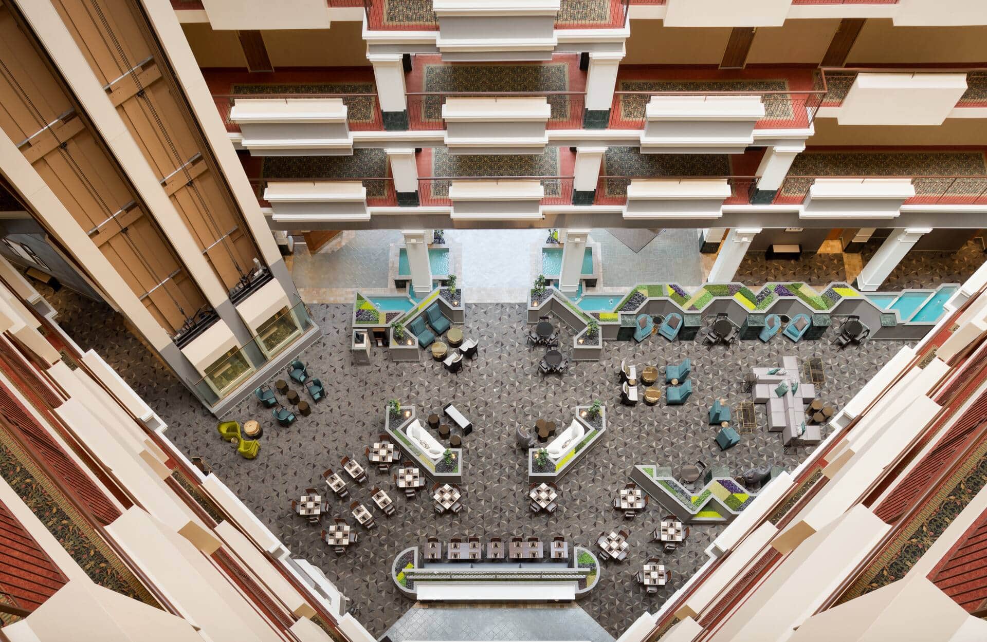 Hilton Suites Chicago/Oakbrook Terrace