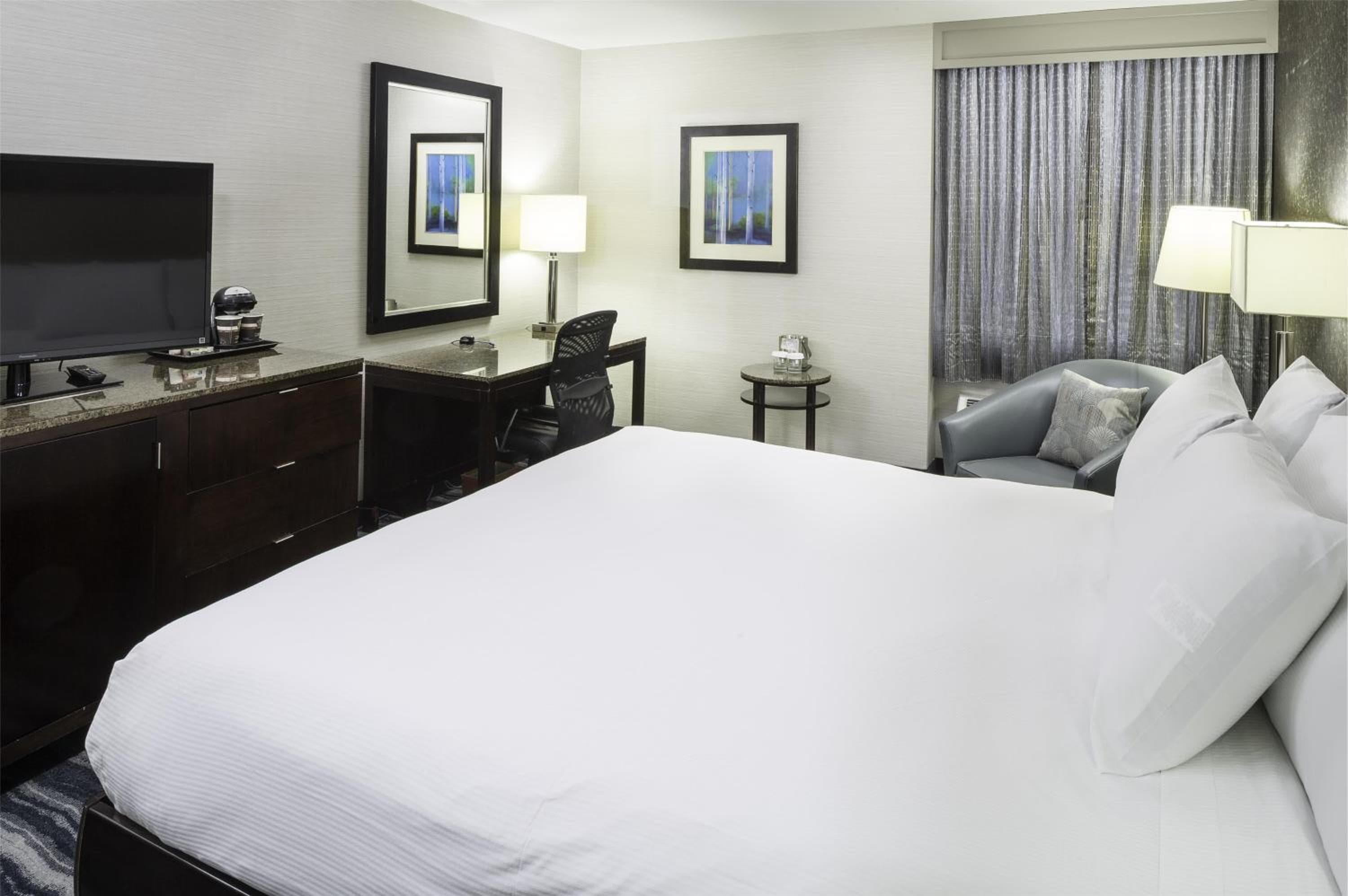 DoubleTree by Hilton Downtown Wilmington - Legal District