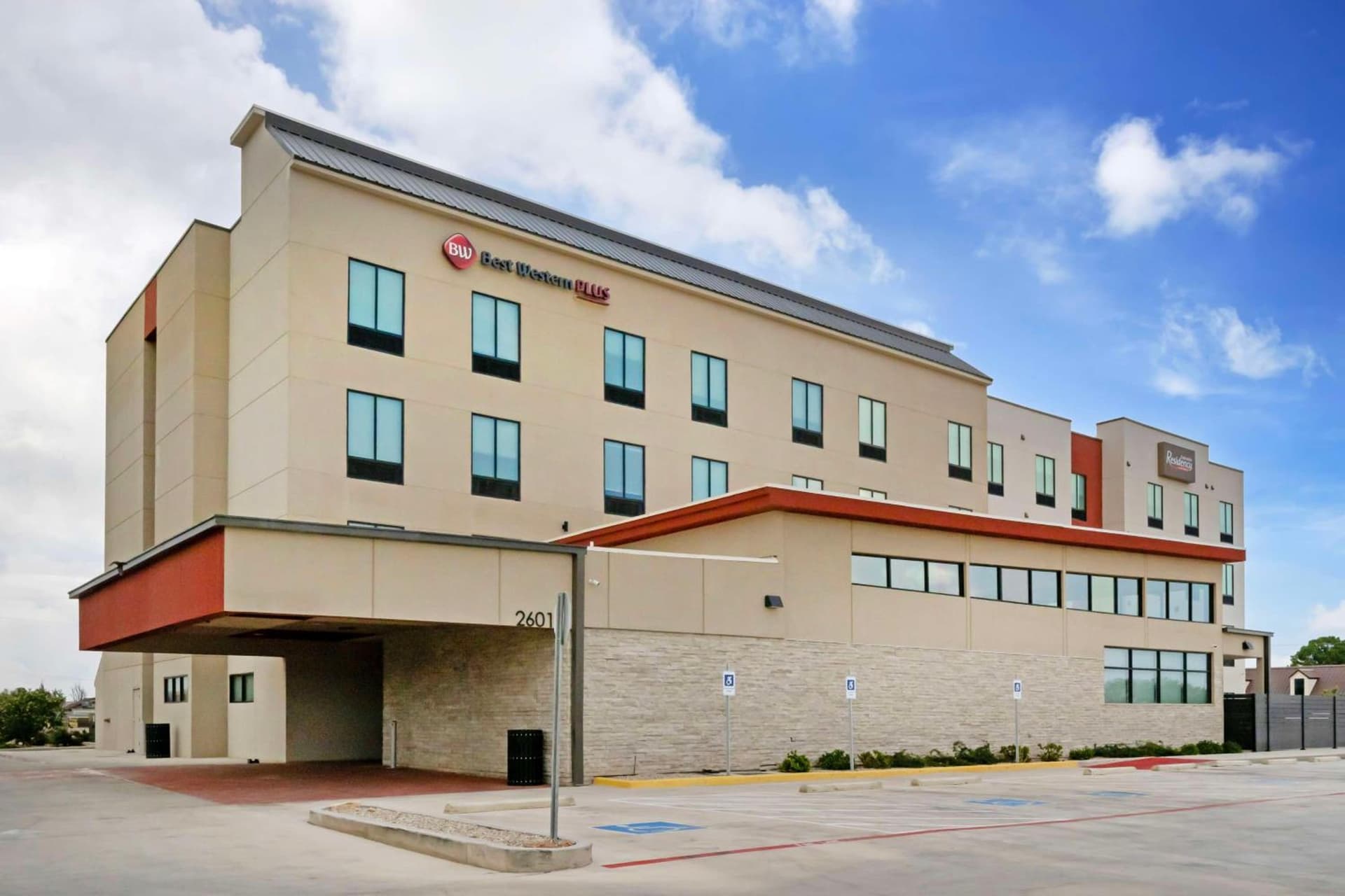 Best Western Plus Executive Residency Carlsbad Hotel
