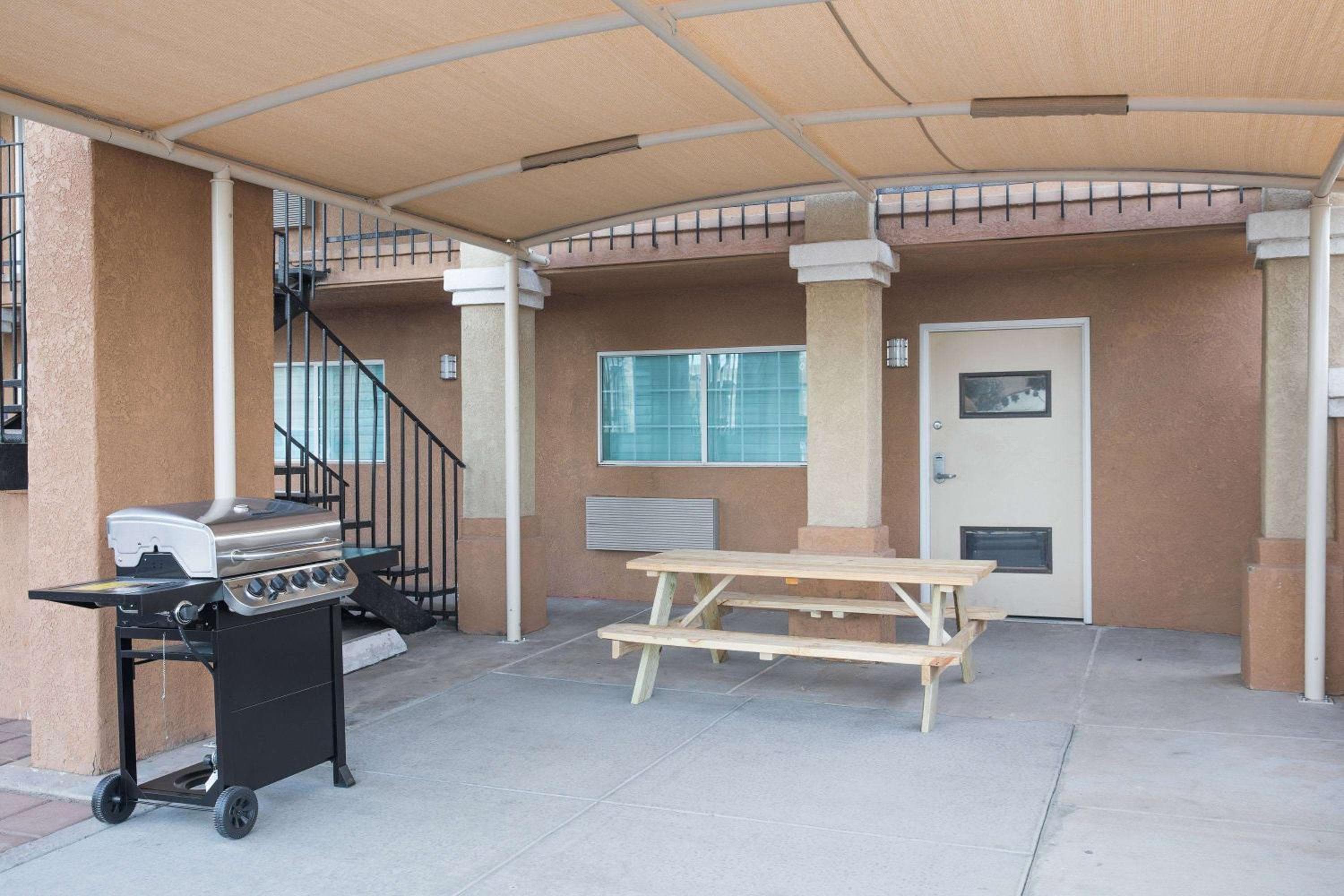 Days Inn by Wyndham El Centro