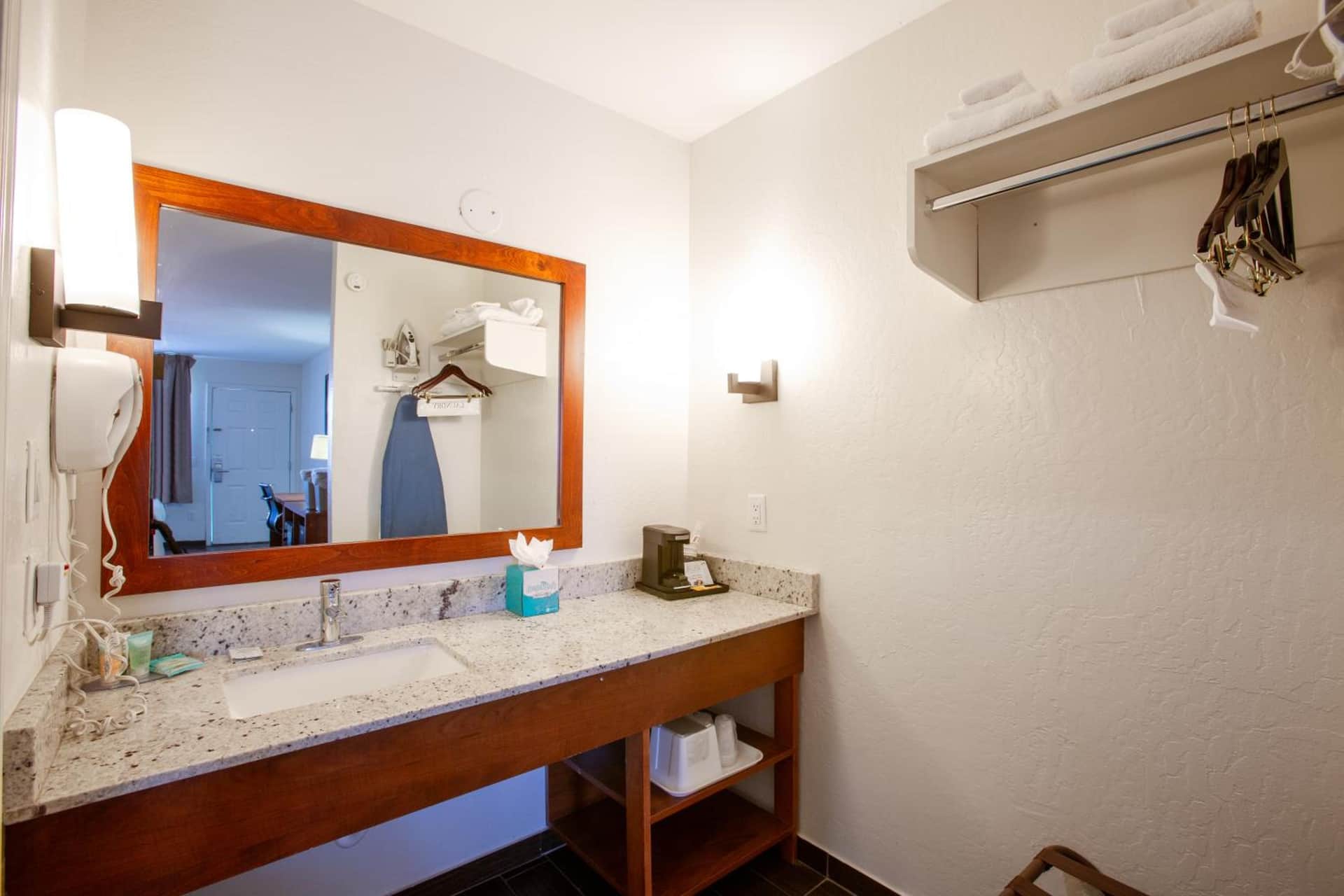 The Hotel Serene Glendale Peoria, Surestay Collection by Best Western