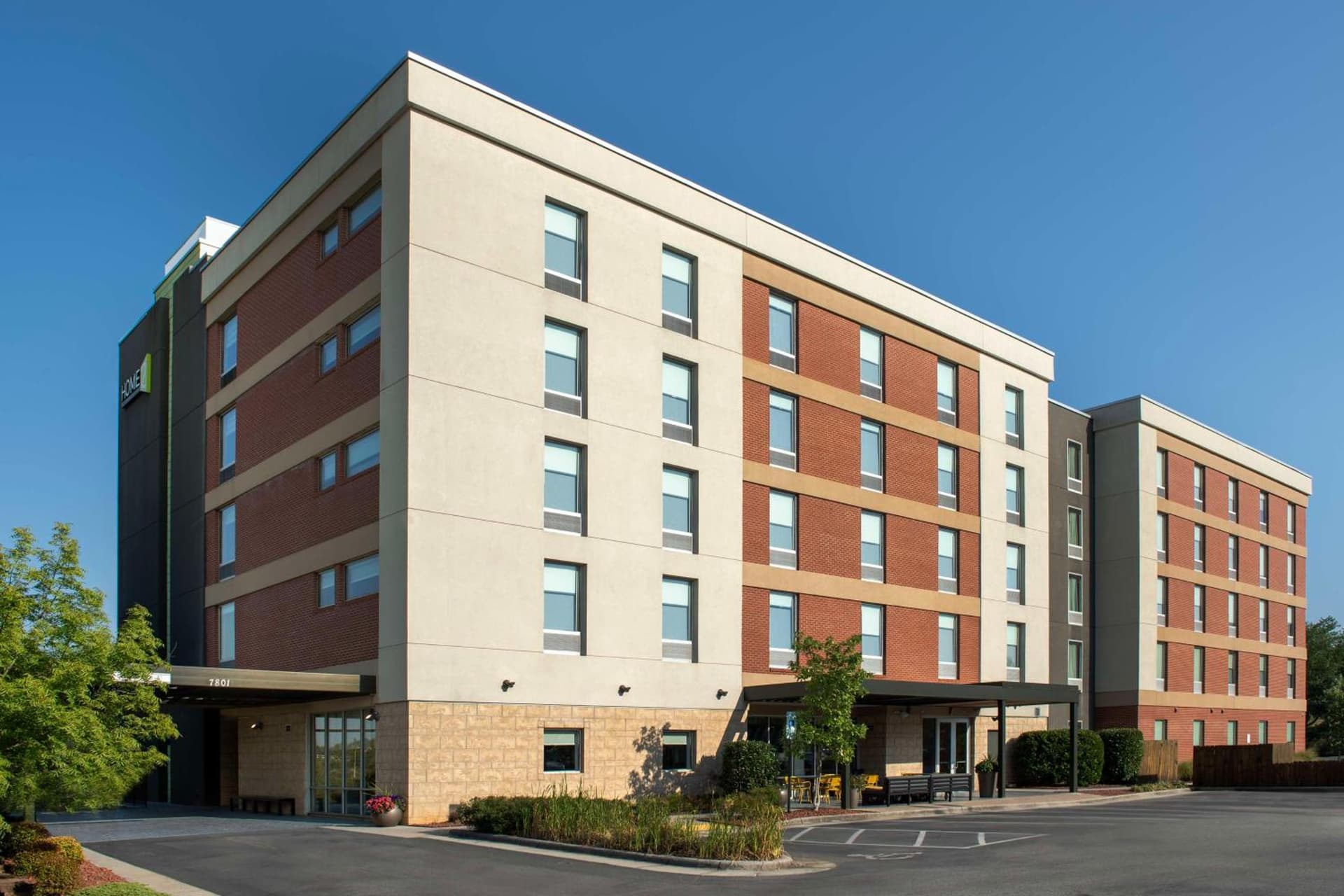 Home2 Suites by Hilton Greensboro Airport, NC