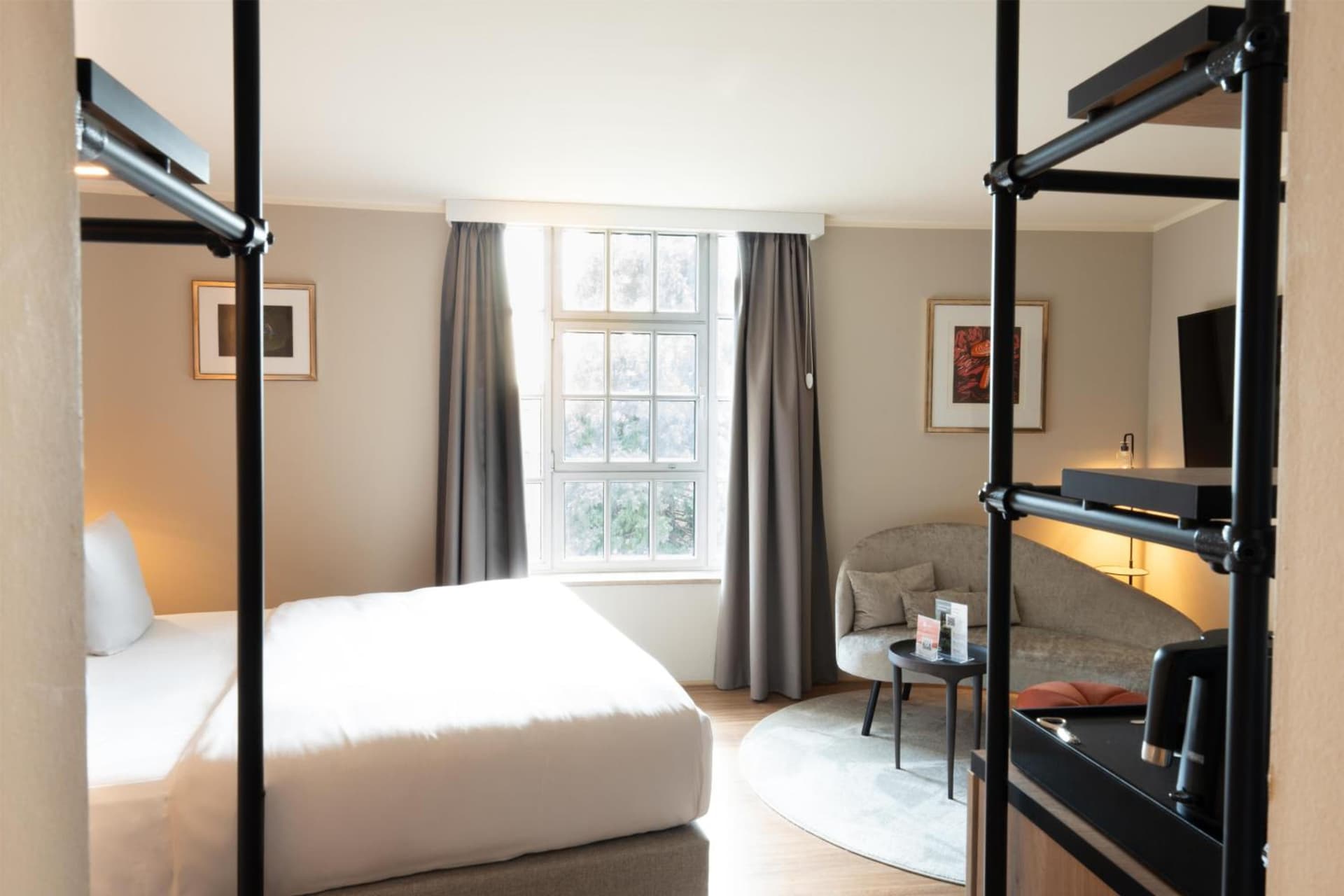 Wasserturm Hotel Cologne, Curio Collection by Hilton