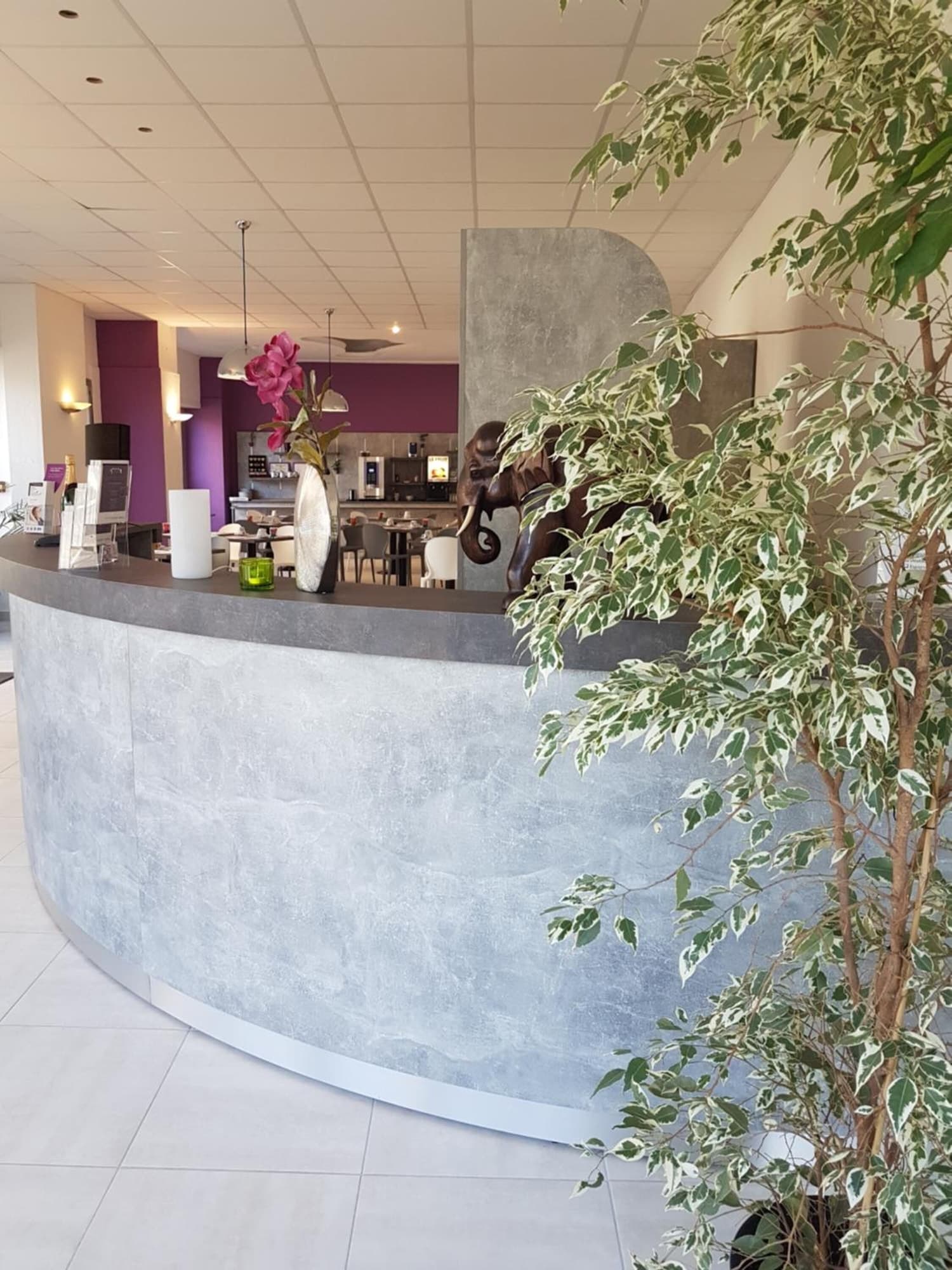 BRIT Hôtel Confort Nevers Centre Gare