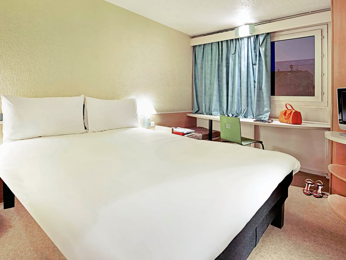 ibis Istres Trigance