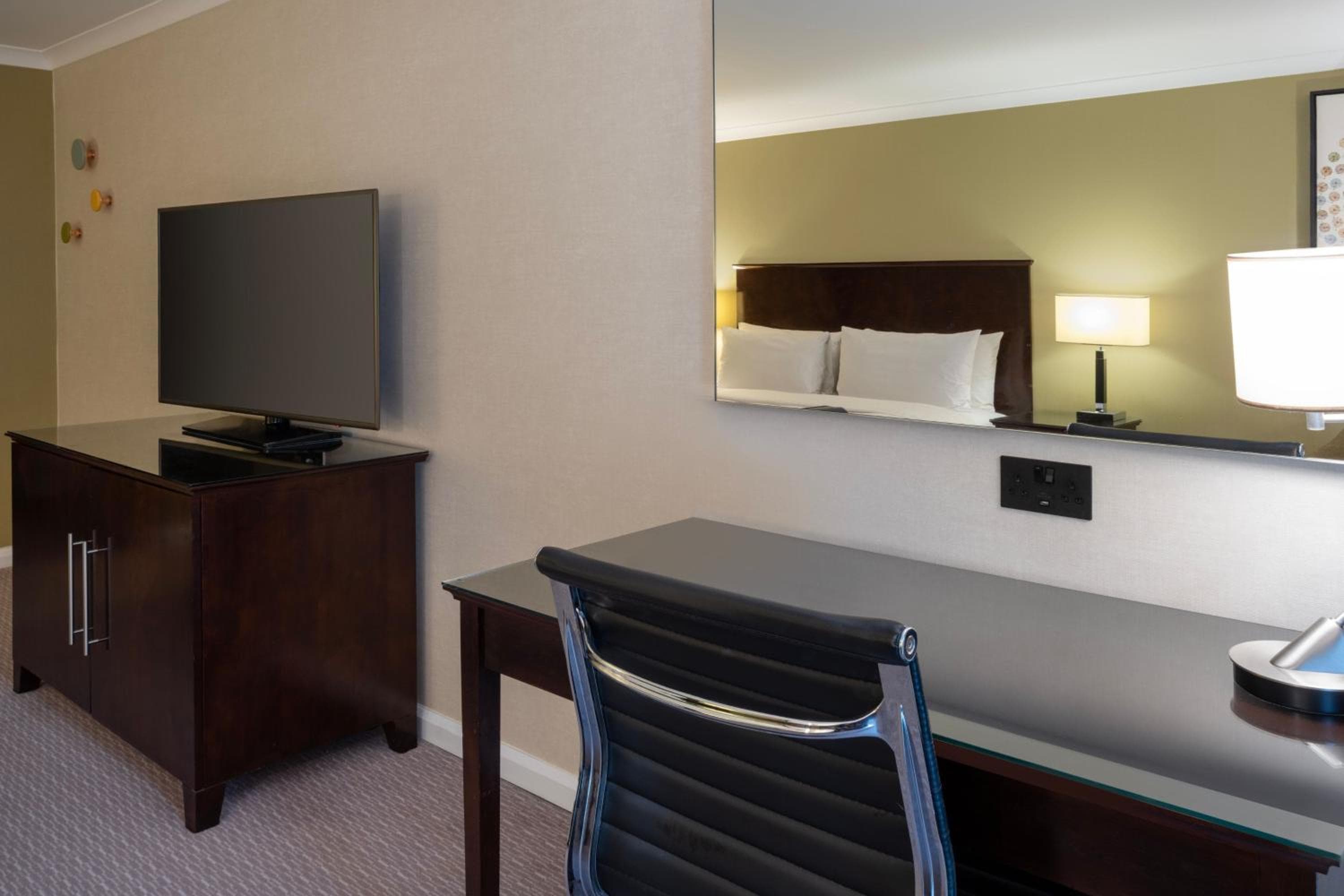 Delta Hotels by Marriott Manchester Airport